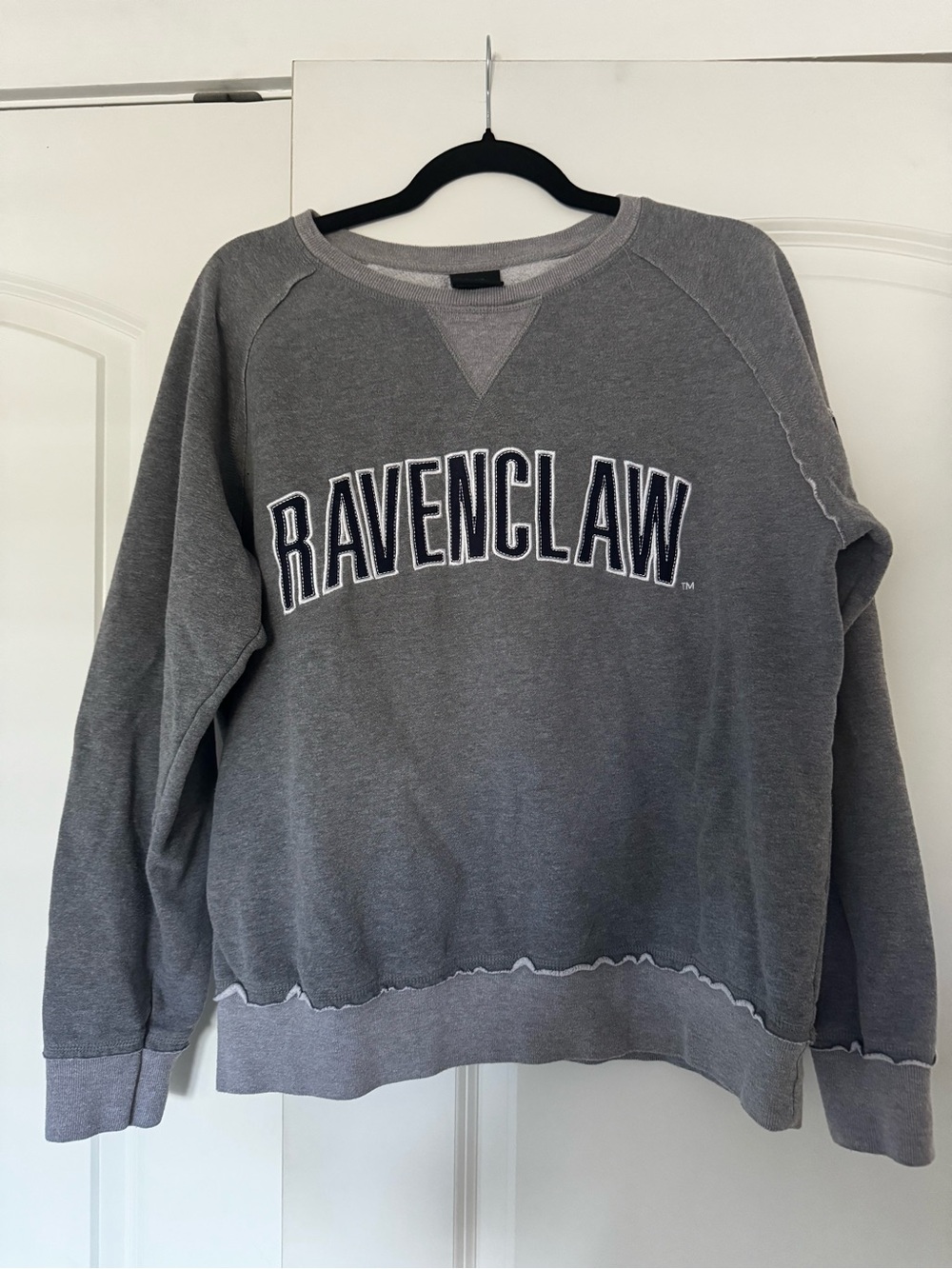 Universal Studios Orlando Ravenclaw Gray Crewneck Sweatshirt
